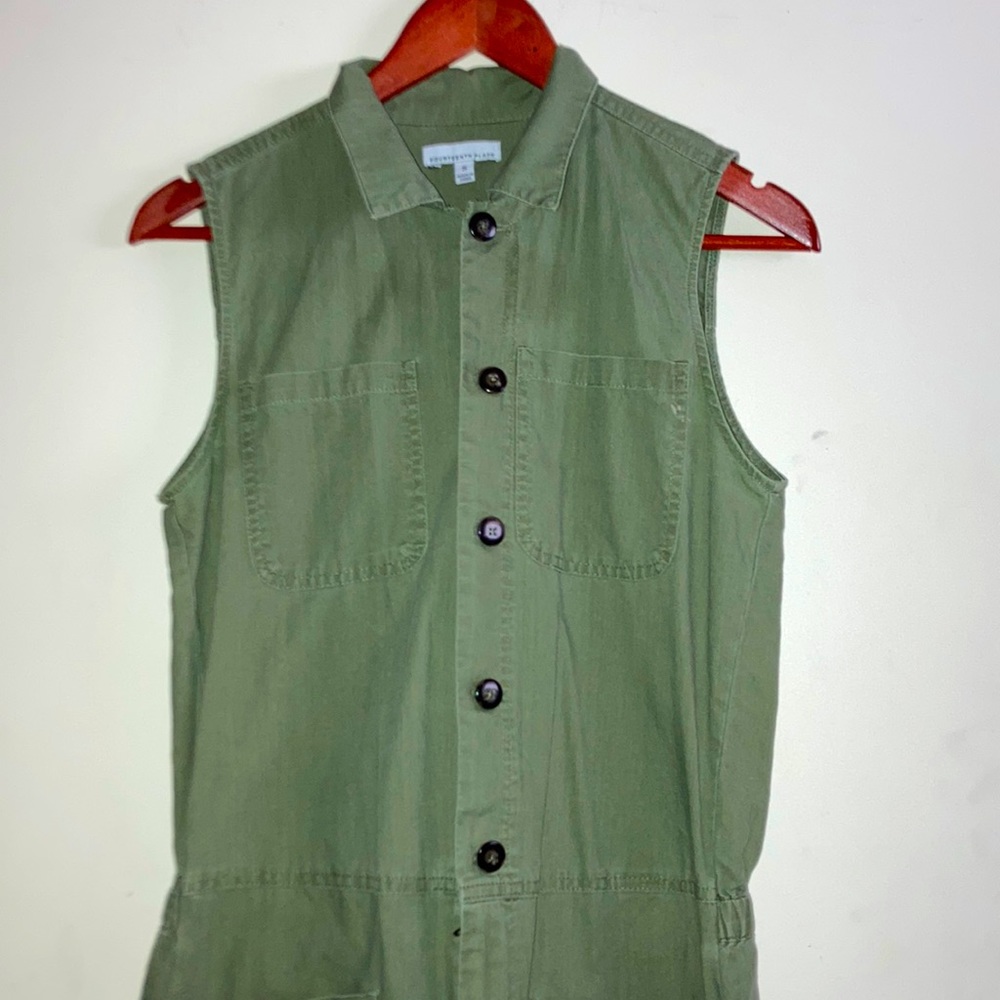 Army green jumper